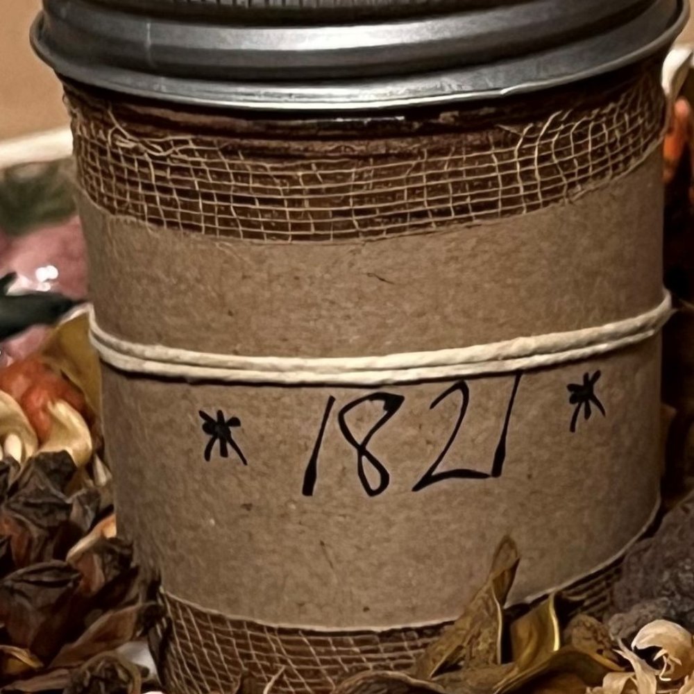 Black Crow 1821 8oz Primitive Candle